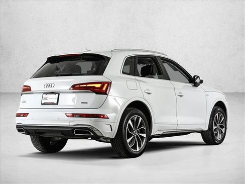 Used 2023 Audi Q5 2.0T Premium Plus w/ Premium Plus Package image 5