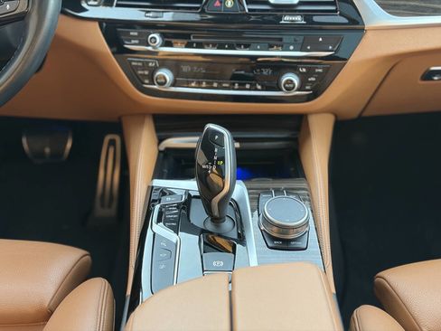 Used 2018 BMW 640i Gran Turismo xDrive w/ Executive Package image 29