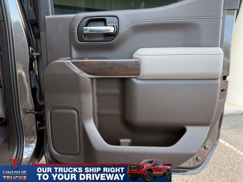 Used 2019 GMC Sierra 1500 SLT w/ SLT Premium Package image 23