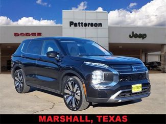 Used 2025 Mitsubishi Outlander SE video 1