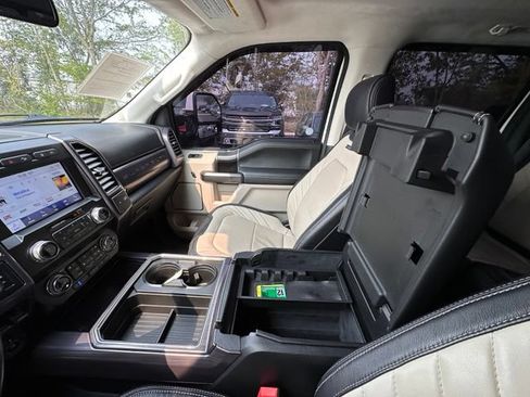 Used 2021 Ford F250 Limited AWD/4WD image 29