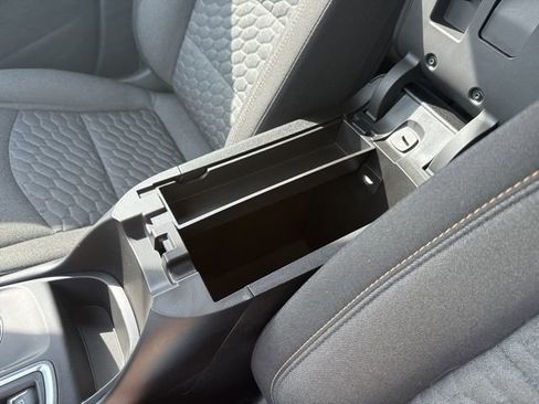 Used 2019 Chevrolet Equinox LT image 30