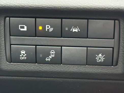 Used 2023 Nissan Kicks S image 27