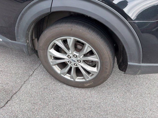 Used 2021 Ford Explorer Limited w/ Equipment Group 301A AWD/4WD image 7