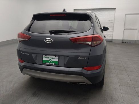 Used 2018 Hyundai Tucson Sport image 7