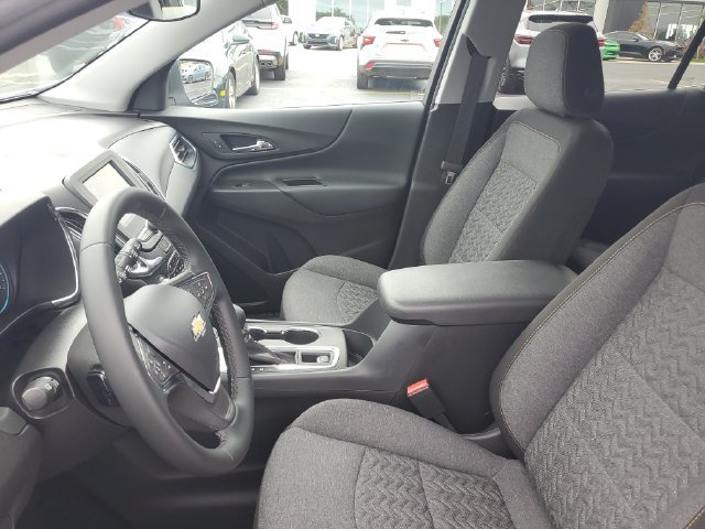 Certified 2024 Chevrolet Equinox LT FWD image 17