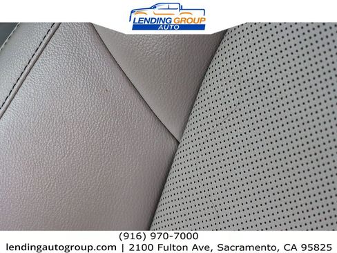 Used 2020 Genesis G70 2.0T image 24