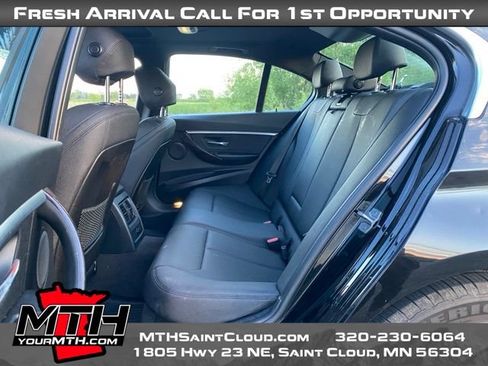 Used 2017 BMW 330i xDrive Sedan AWD/4WD image 10