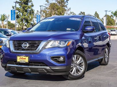 Used 2020 Nissan Pathfinder SV