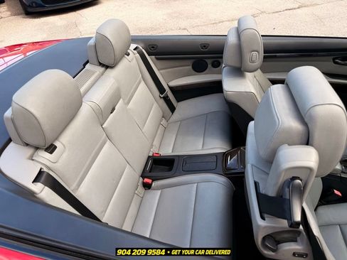 Used 2013 BMW 335i Convertible w/ Premium Pkg RWD image 30