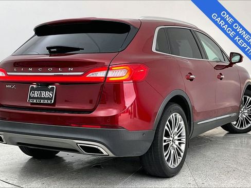 Used 2016 Lincoln MKX Reserve w/ Technology Package image 2