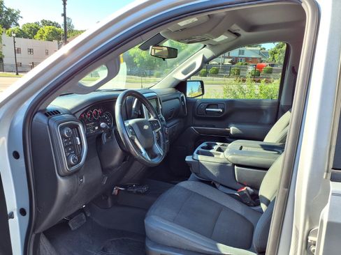 Used 2019 Chevrolet Silverado 1500 LT w/ All-Star Edition AWD/4WD image 19