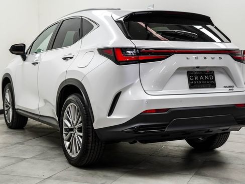 Used 2024 Lexus NX 350 AWD w/ Vision Package image 11