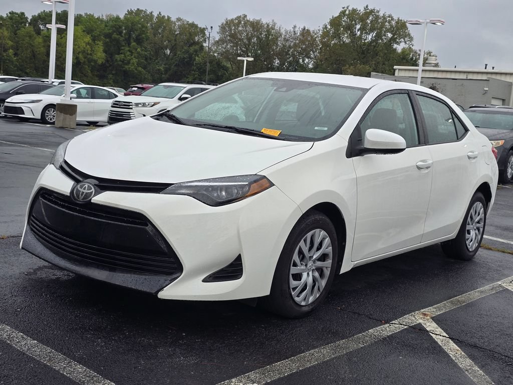 Used 2019 Toyota Corolla LE FWD image 4