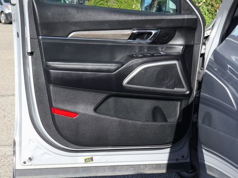 Used 2022 Kia Telluride EX w/ EX Premium Package image 15