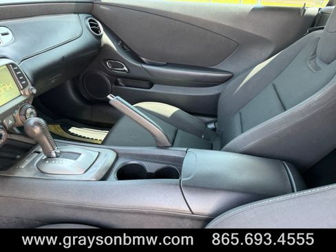 Used 2015 Chevrolet Camaro LT RWD image 12