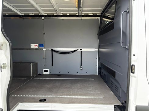 Used 2023 Mercedes-Benz Sprinter 1500 image 31
