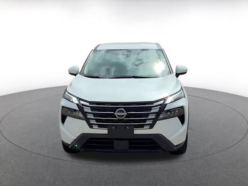 Used 2025 Nissan Rogue SV AWD/4WD image 4