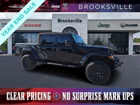 Used 2021 Jeep Gladiator Willys image 1