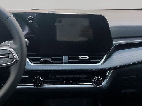 New 2026 Chevrolet Equinox LT AWD/4WD image 7