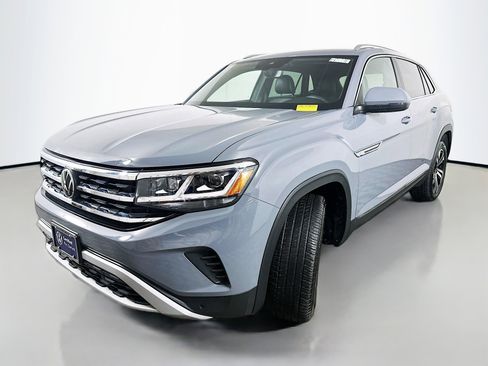 Certified 2023 Volkswagen Atlas Cross Sport SEL AWD/4WD image 3