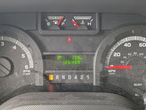 Used 2017 Ford E-450 and Econoline 450 Super Duty w/ Motorhome Prep Package RWD image 25