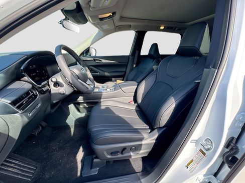 Used 2027 INFINITI QX60 Luxe w/ Cargo Package FWD image 23