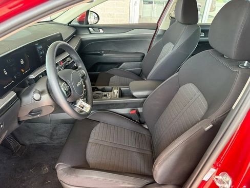 Used 2025 Kia K5 LXS FWD image 19