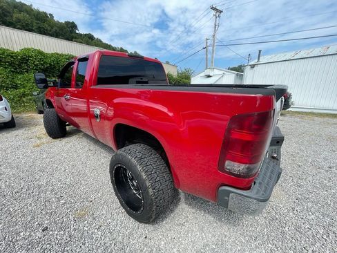 Used 2010 GMC Sierra 1500 SLE w/ Power Pack Plus AWD/4WD image 9