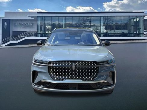New 2026 Lincoln Nautilus Reserve AWD/4WD image 2