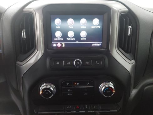 Used 2022 GMC Sierra 2500 Pro w/ Fleet Convenience Package image 11