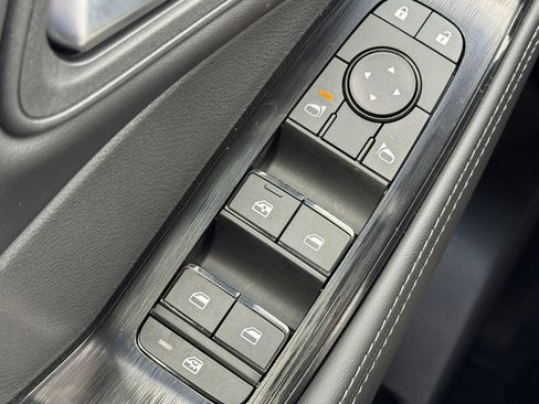 New 2026 Nissan Rogue SV image 9