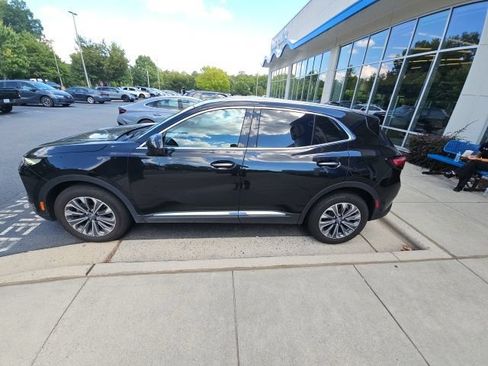Used 2024 Buick Envision Preferred AWD/4WD image 1