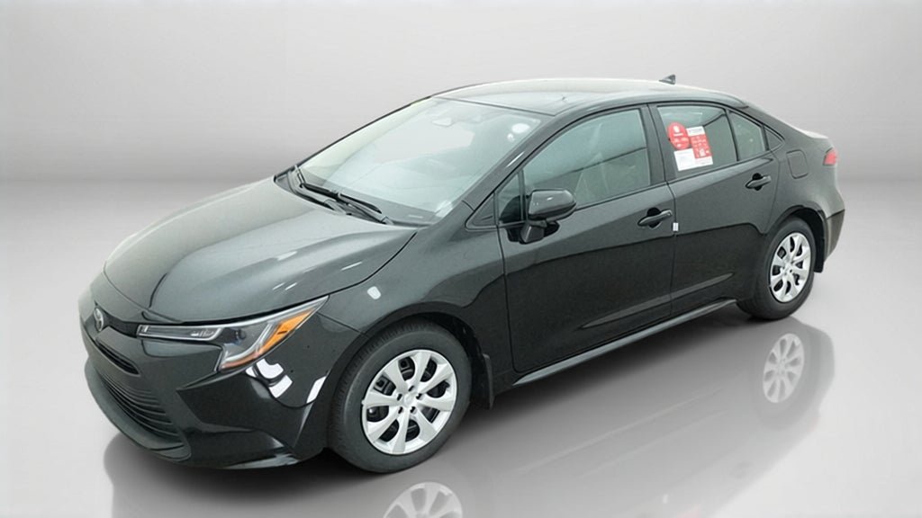 New 2027 Toyota Corolla LE FWD image 1