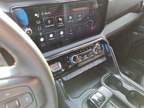 Used 2023 GMC Sierra 1500 AT4 w/ Technology Package image 22