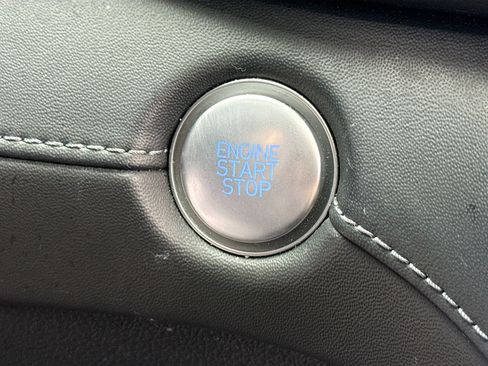 Certified 2022 Hyundai Santa Fe SEL w/ Convenience + Premium Package image 9