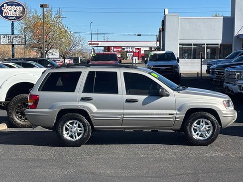 Used 2004 Jeep Grand Cherokee Laredo w/ Cold Weather Group image 3