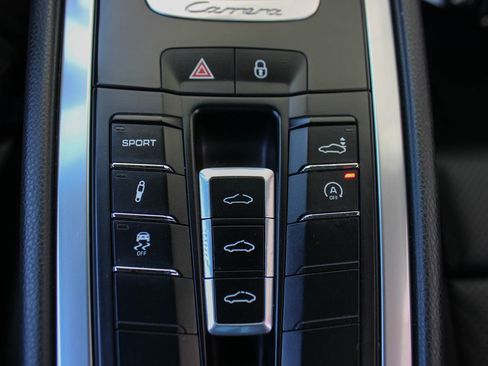 Used 2013 Porsche 911 Carrera 4S AWD/4WD image 31