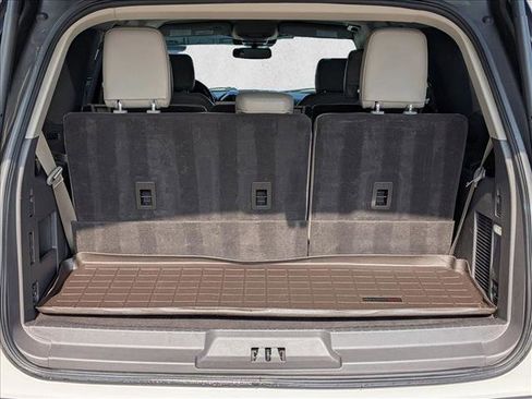 Used 2020 Ford Expedition Limited image 6