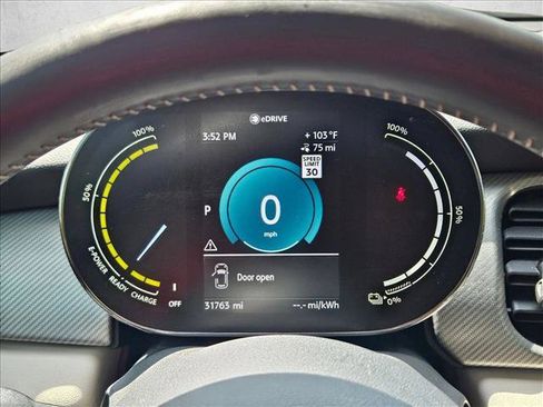 Used 2024 MINI Cooper SE FWD image 11