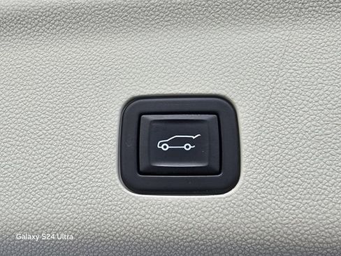 Used 2023 Cadillac Escalade Sport Platinum image 35