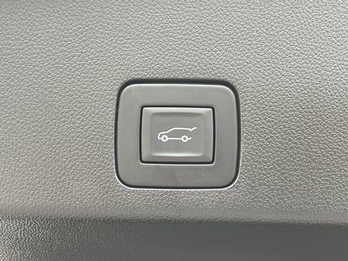 Used 2024 Buick Encore GX Avenir w/ Avenir Convenience Package AWD/4WD image 10