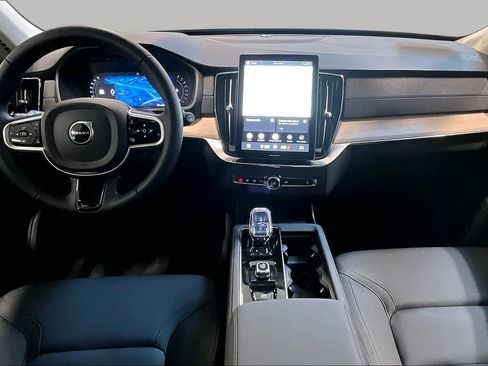 New 2026 Volvo XC90 B5 Plus w/ Protection Package Premier AWD/4WD image 7