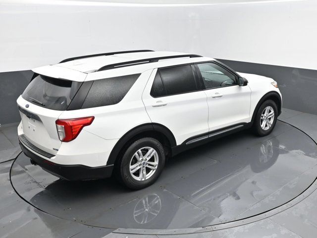 Used 2020 Ford Explorer XLT w/ Equipment Group 202A AWD/4WD image 27