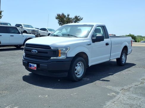 Used 2018 Ford F150 XL w/ Equipment Group 101A Mid RWD image 3