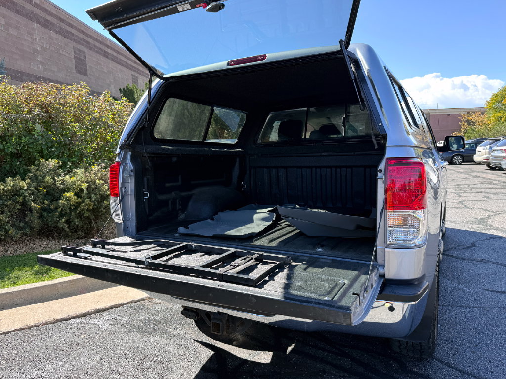Used 2012 Toyota Tundra Limited w/ Memory Pkg AWD/4WD image 13