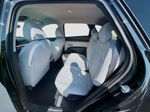 New 2026 Hyundai Tucson SEL FWD image 18