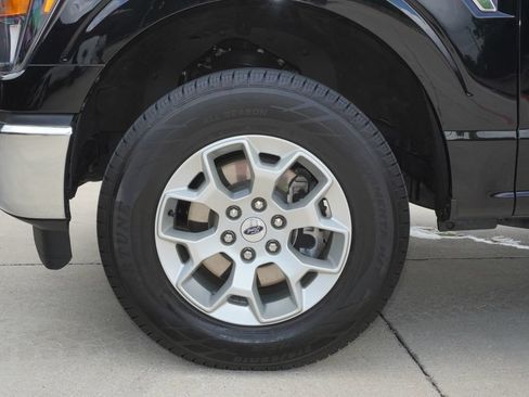 Used 2023 Ford F150 XLT AWD/4WD image 11