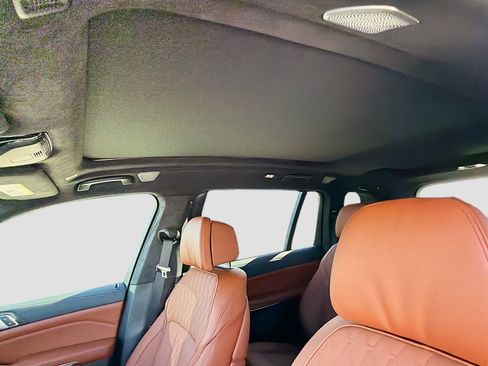 New 2026 BMW ALPINA XB7 AWD/4WD image 28