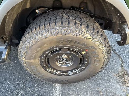 New 2025 Ford Bronco Outer Banks w/ Sasquatch Package image 5